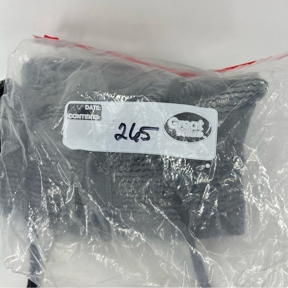 EZEKIEL Button Down hoodie - Picture 6 of 6